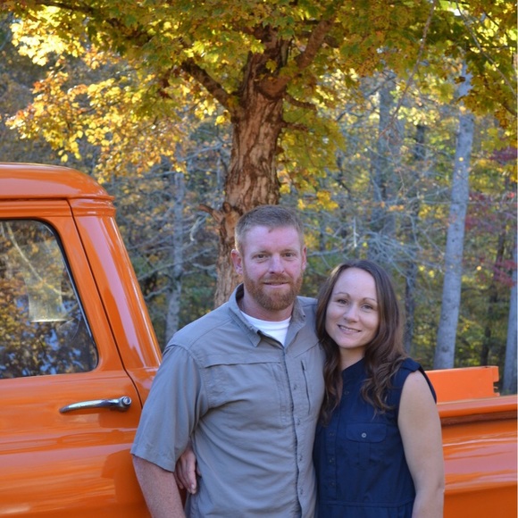 Meet your Posher, Kimberly - Picture 2 of 2